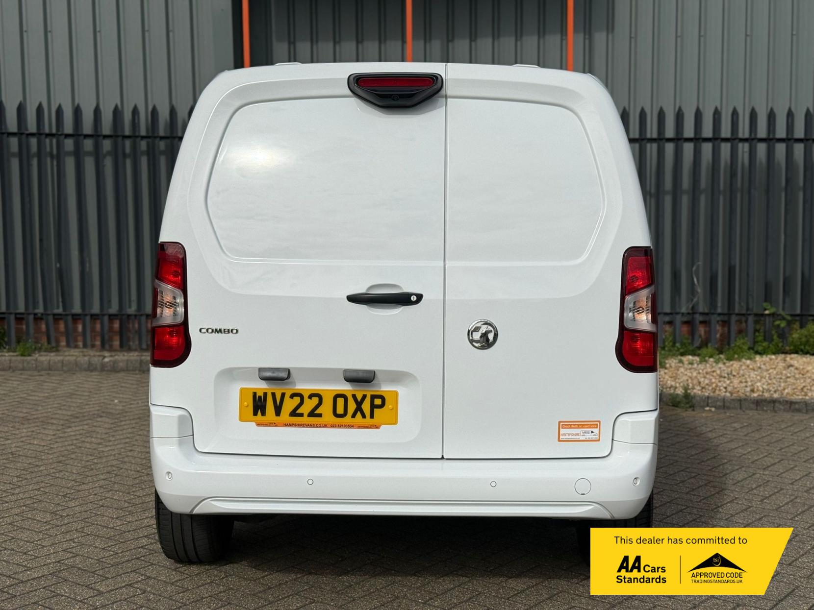 Vauxhall Combo 1.5 Turbo D 2300 Sportive Panel Van 4dr Diesel Manual L1 H1 Euro 6 (100 ps)