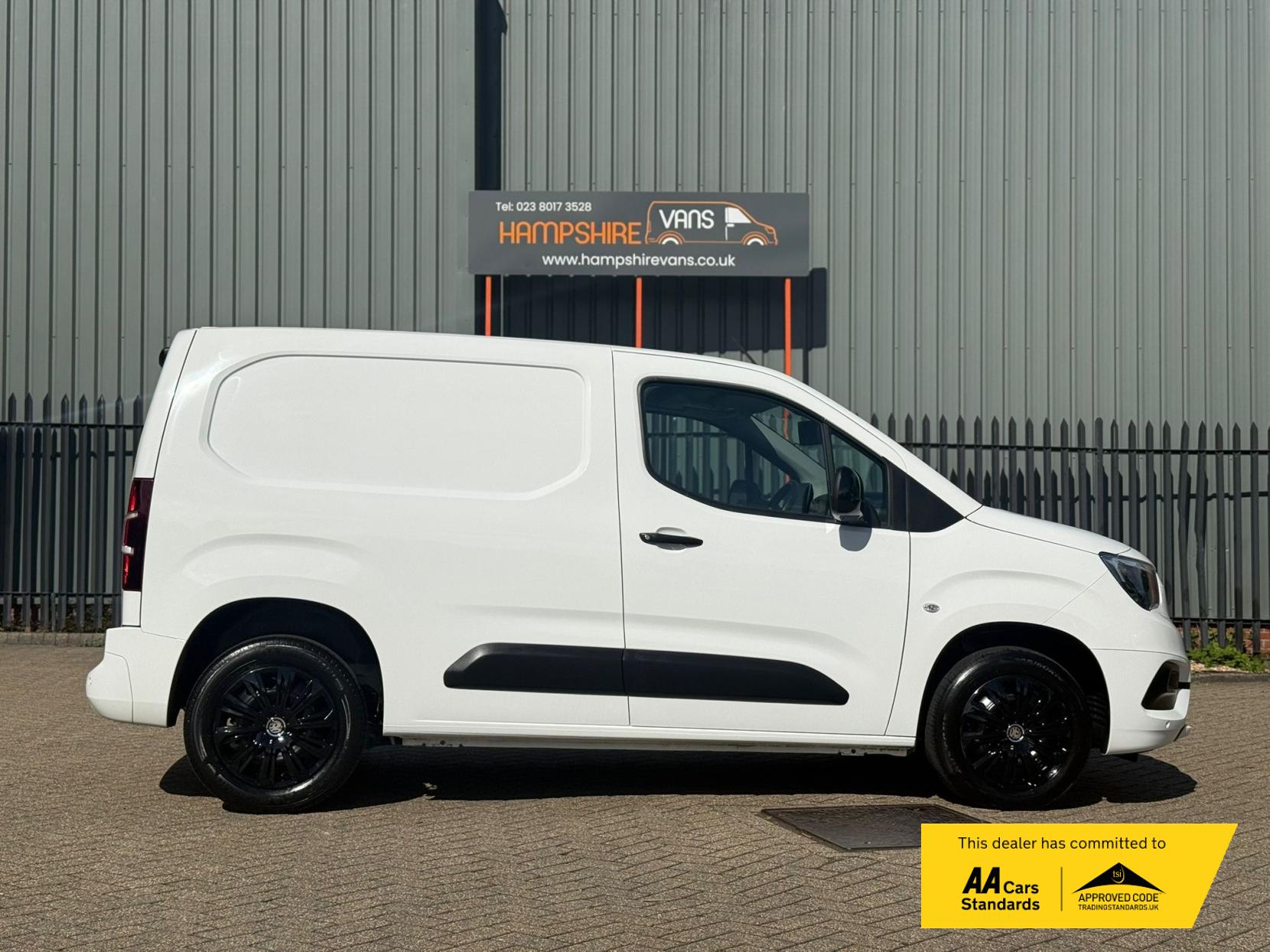 Vauxhall Combo 1.5 Turbo D 2300 Sportive Panel Van 4dr Diesel Manual L1 H1 Euro 6 (100 ps)