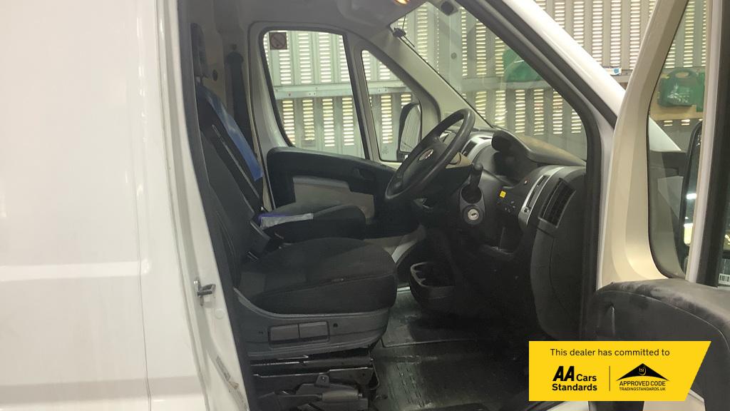 Fiat Ducato 2.0 MultiJetII 35 Panel Van 5dr Diesel Manual M H2 Euro 6 (s/s) (115 ps)