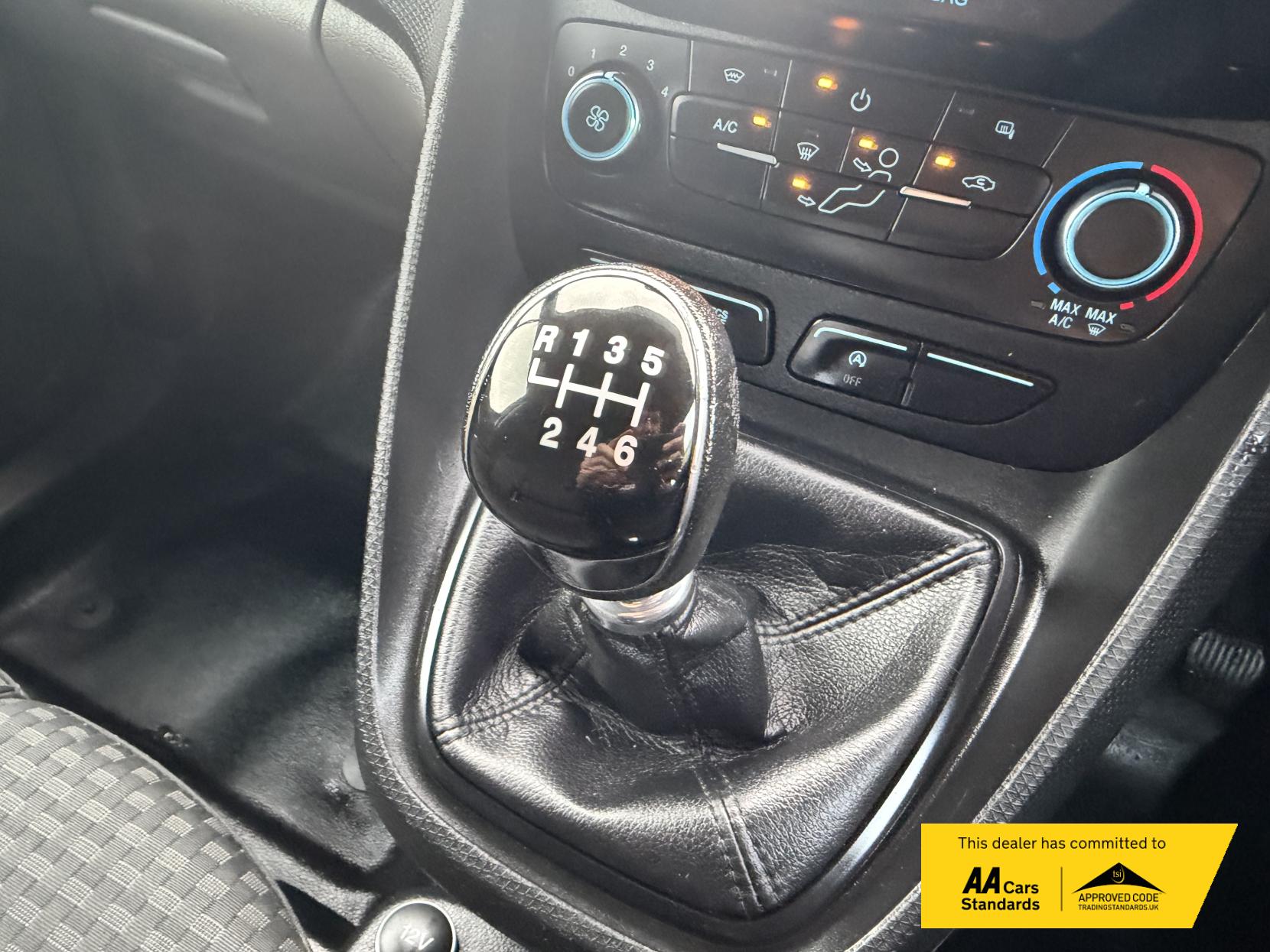 Ford Transit Connect 1.5 240 EcoBlue Trend Panel Van 5dr Diesel Manual L2 Euro 6 (s/s) (100 ps)