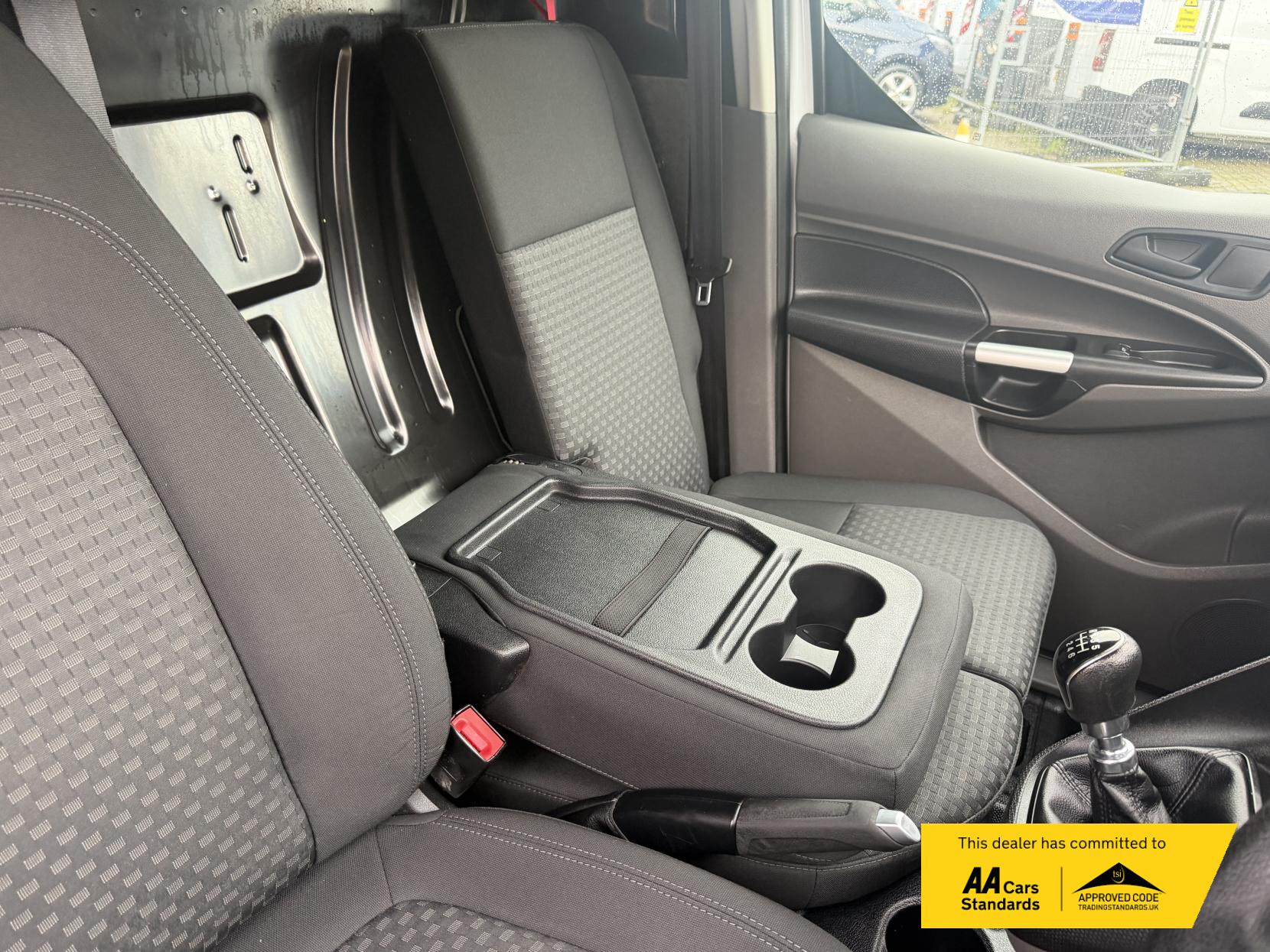 Ford Transit Connect 1.5 240 EcoBlue Trend Panel Van 5dr Diesel Manual L2 Euro 6 (s/s) (100 ps)