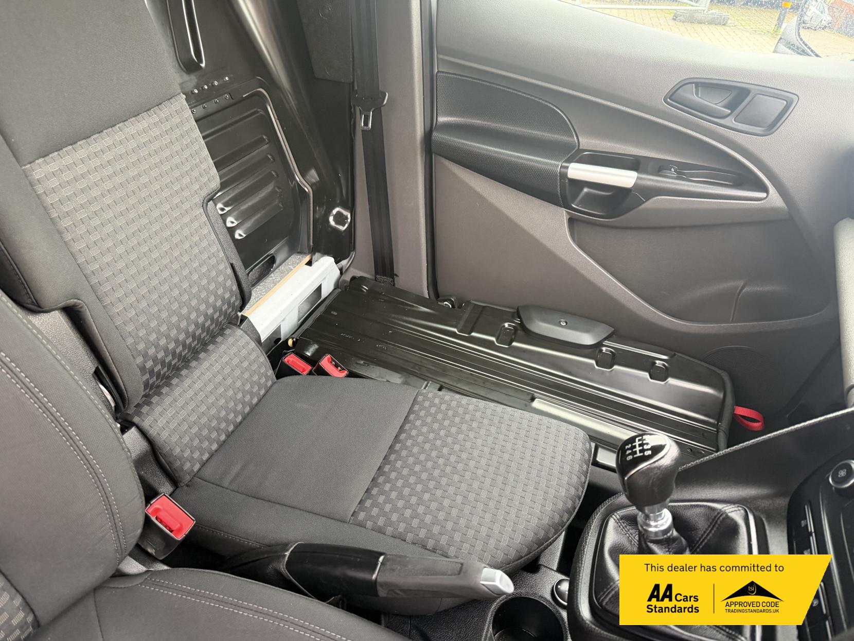 Ford Transit Connect 1.5 240 EcoBlue Trend Panel Van 5dr Diesel Manual L2 Euro 6 (s/s) (100 ps)