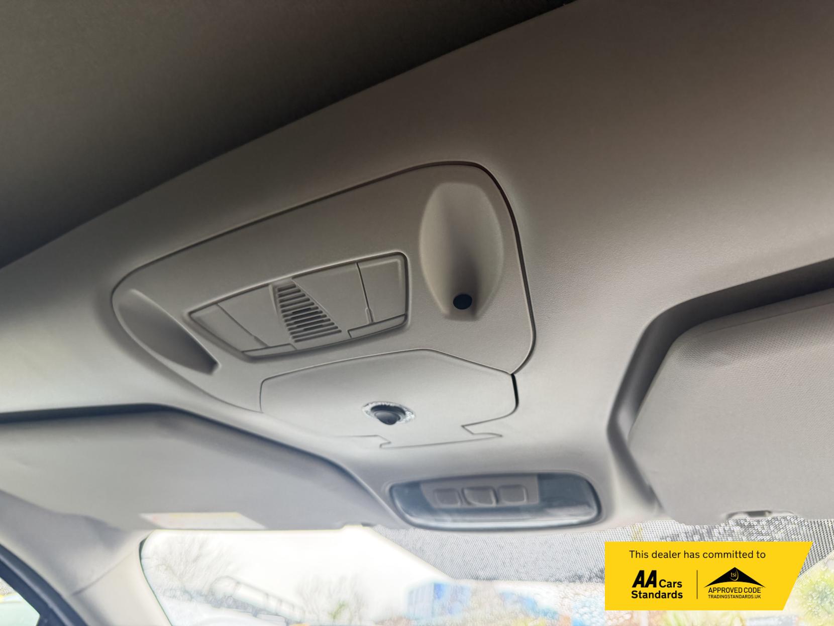 Ford Transit Connect 1.5 240 EcoBlue Trend Panel Van 5dr Diesel Manual L2 Euro 6 (s/s) (100 ps)