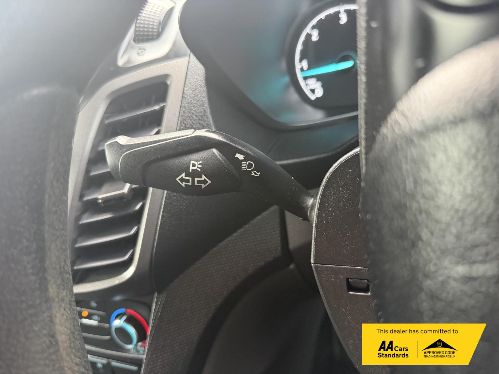 Ford Transit Connect 1.5 240 EcoBlue Trend Panel Van 5dr Diesel Manual L2 Euro 6 (s/s) (100 ps)