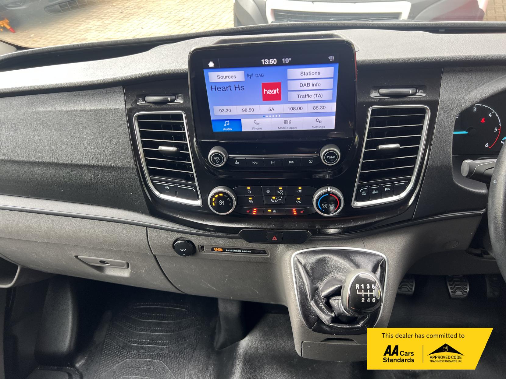 Ford Transit Custom 2.0 280 EcoBlue Limited Panel Van 5dr Diesel Manual L1 H1 Euro 6 (s/s) (130 ps)