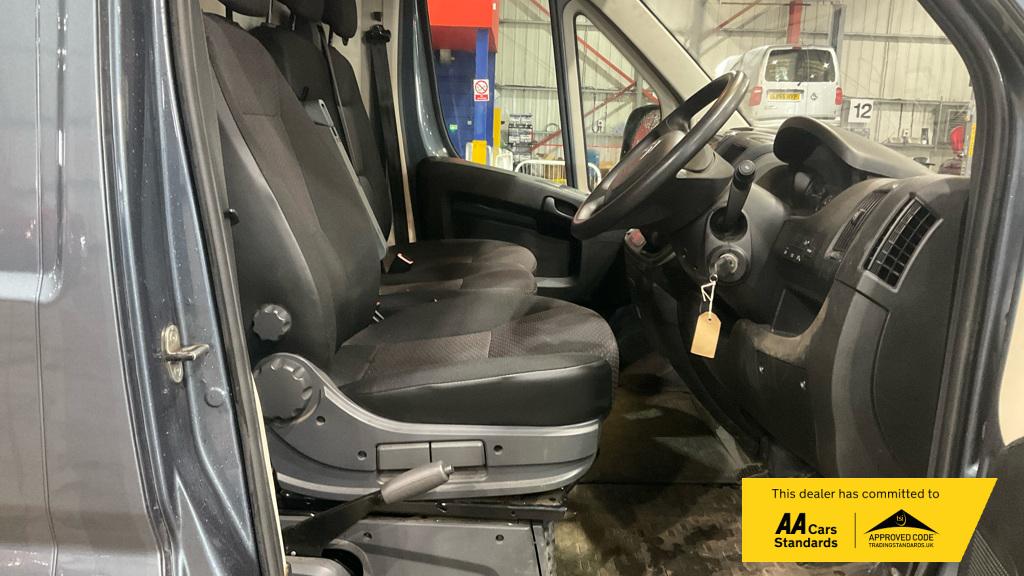 Citroen Relay 2.2 BlueHDi 35 Enterprise Panel Van 5dr Diesel Manual L3 High Roof Euro 6 (s/s) (140 ps)