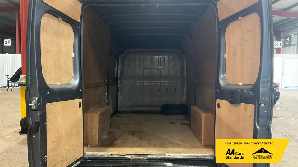Citroen Relay 2.2 BlueHDi 35 Enterprise Panel Van 5dr Diesel Manual L3 High Roof Euro 6 (s/s) (140 ps)