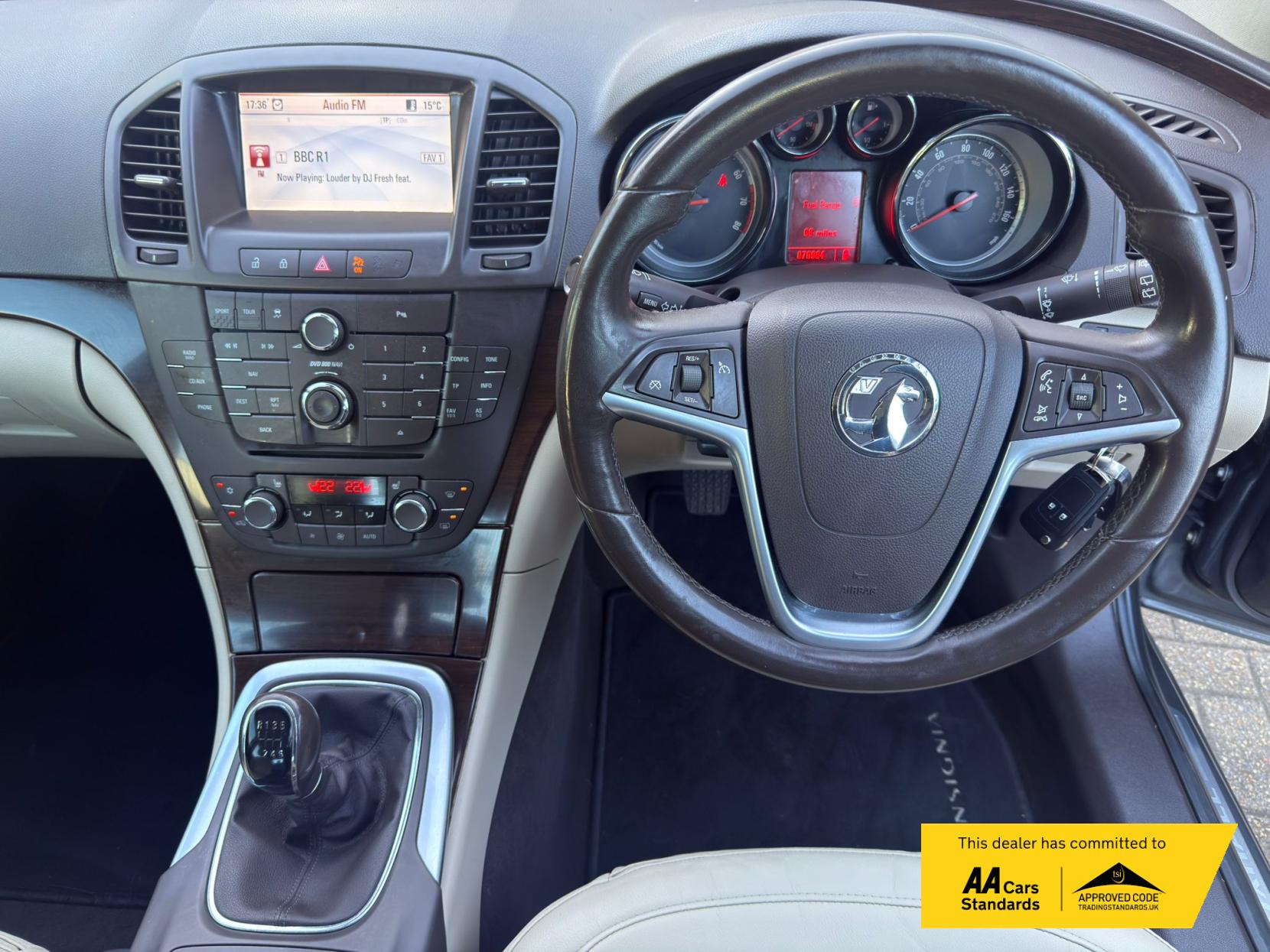 2009 Vauxhall Insignia 2.0T Elite Nav Hatchback 5dr Petrol Manual Euro 5 (220 ps) - Thumbnail 27