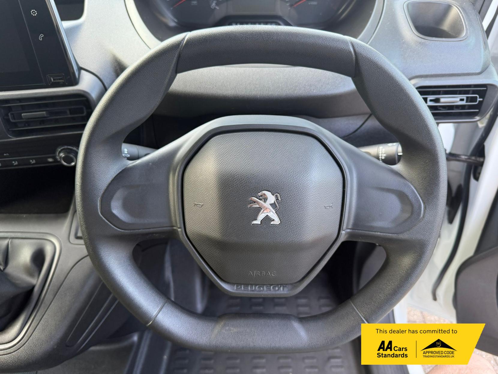 Peugeot Partner 1.5 BlueHDi 650 Professional Premium Standard Panel Van 5dr Diesel Manual SWB Euro 6 (75 bhp)