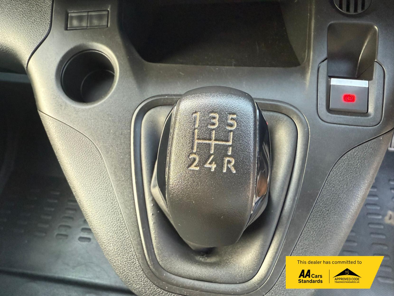 Peugeot Partner 1.5 BlueHDi 650 Professional Premium Standard Panel Van 5dr Diesel Manual SWB Euro 6 (75 bhp)