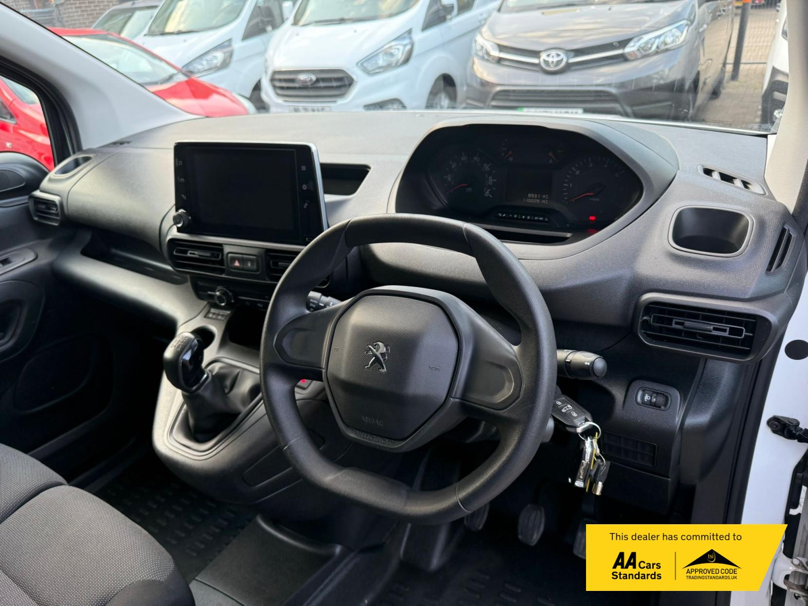 Peugeot Partner 1.5 BlueHDi 650 Professional Premium Standard Panel Van 5dr Diesel Manual SWB Euro 6 (75 bhp)