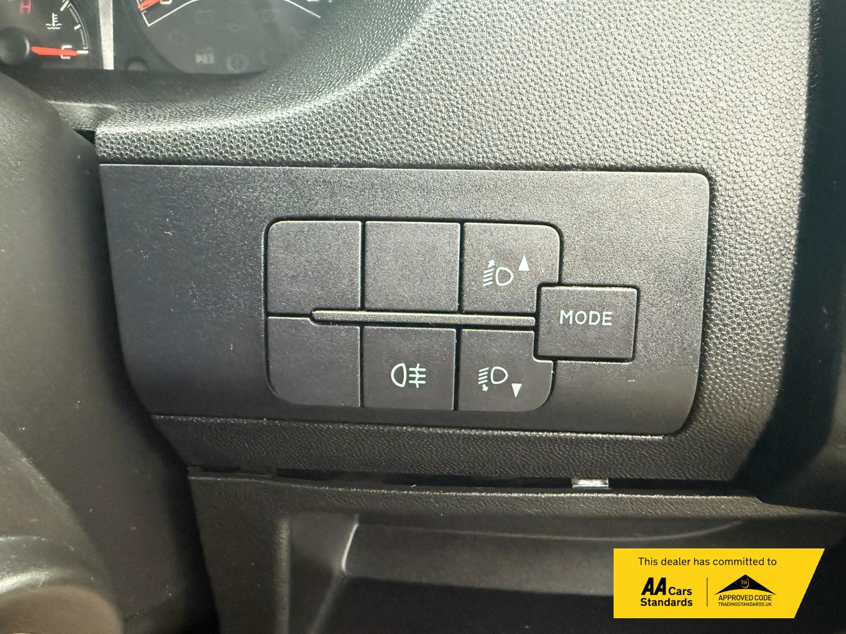 Citroen Relay 2.0 BlueHDi 33 Panel Van 5dr Diesel Manual L1 Euro 6 (110 ps)