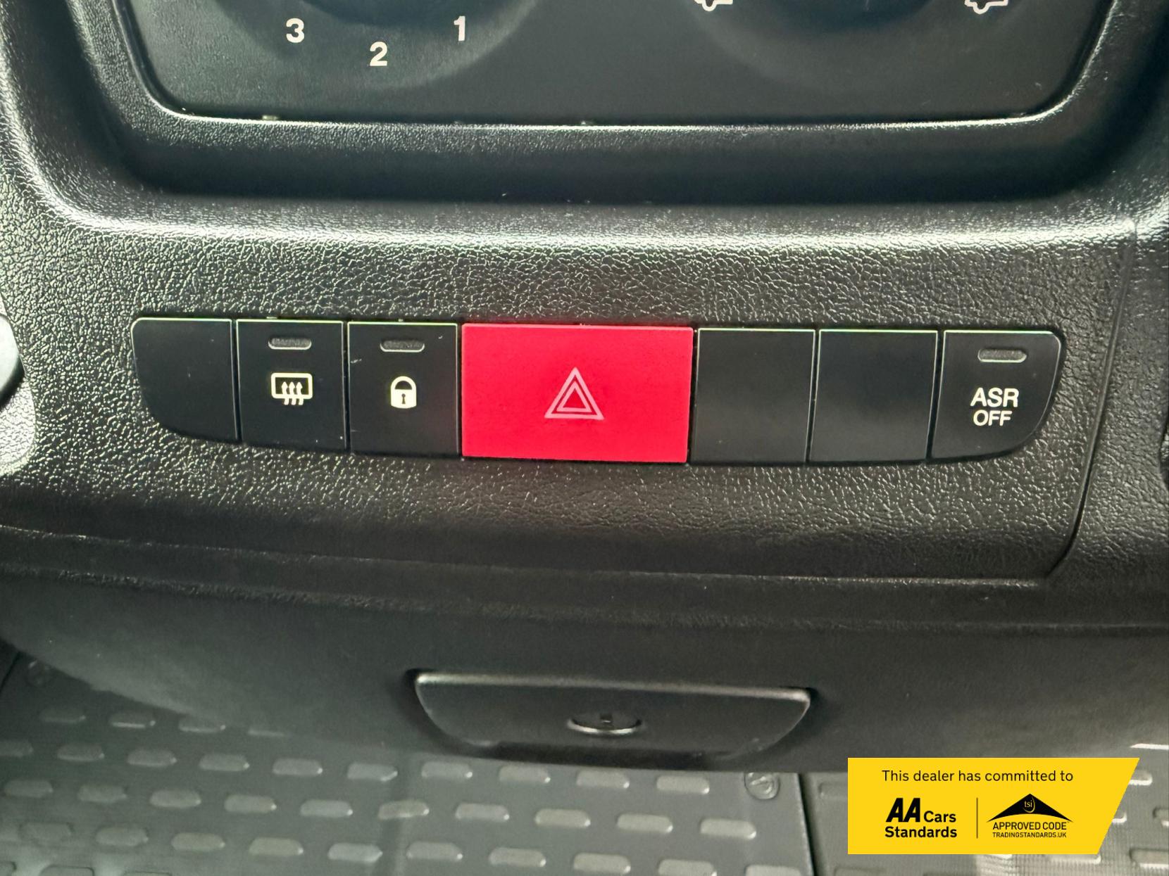Citroen Relay 2.0 BlueHDi 33 Panel Van 5dr Diesel Manual L1 Euro 6 (110 ps)