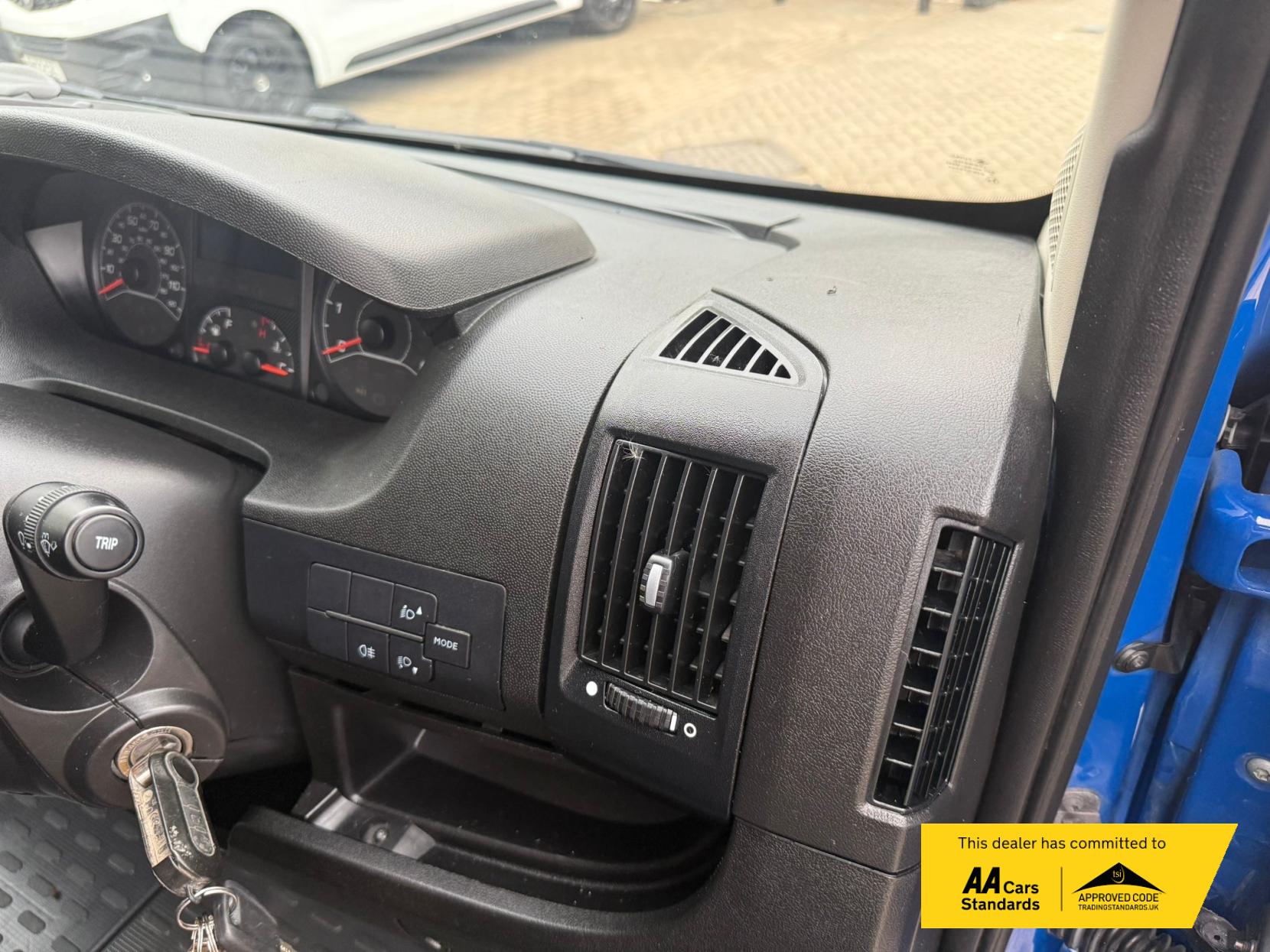Citroen Relay 2.0 BlueHDi 33 Panel Van 5dr Diesel Manual L1 Euro 6 (110 ps)