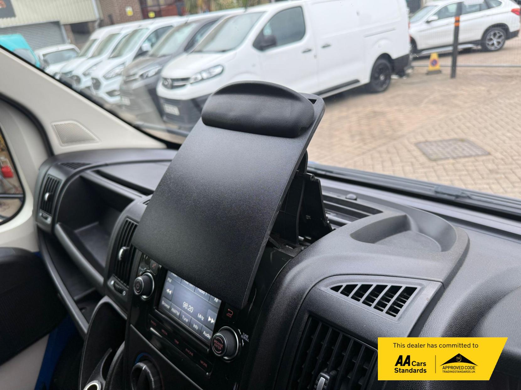 Citroen Relay 2.0 BlueHDi 33 Panel Van 5dr Diesel Manual L1 Euro 6 (110 ps)