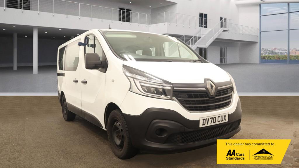 Renault Trafic 2.0 dCi ENERGY 28 Business Minibus Double Cab 5dr Diesel Manual SWB Euro 6 (s/s) (9 Seat) (120 ps)