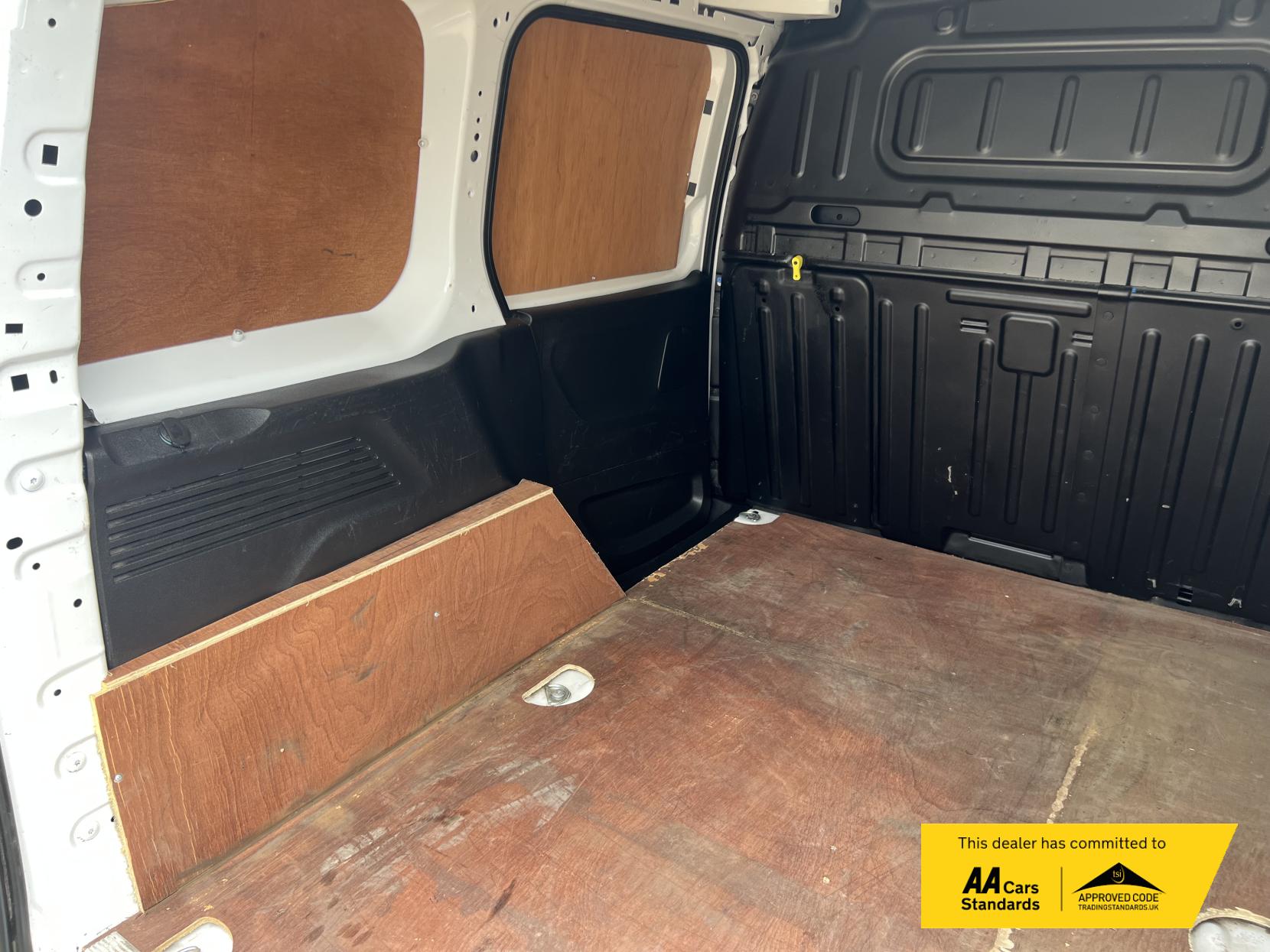 Peugeot Partner 1.5 BlueHDi 1000 Professional Standard Panel Van 5dr Diesel Manual SWB Euro 6 (100 bhp)