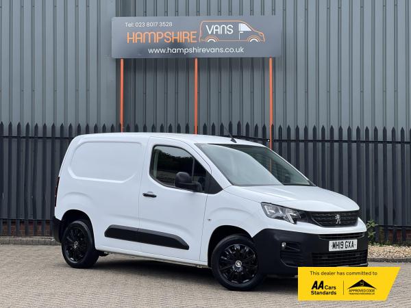 Peugeot Partner 1.5 BlueHDi 1000 Professional Standard Panel Van 5dr Diesel Manual SWB Euro 6 (100 bhp)