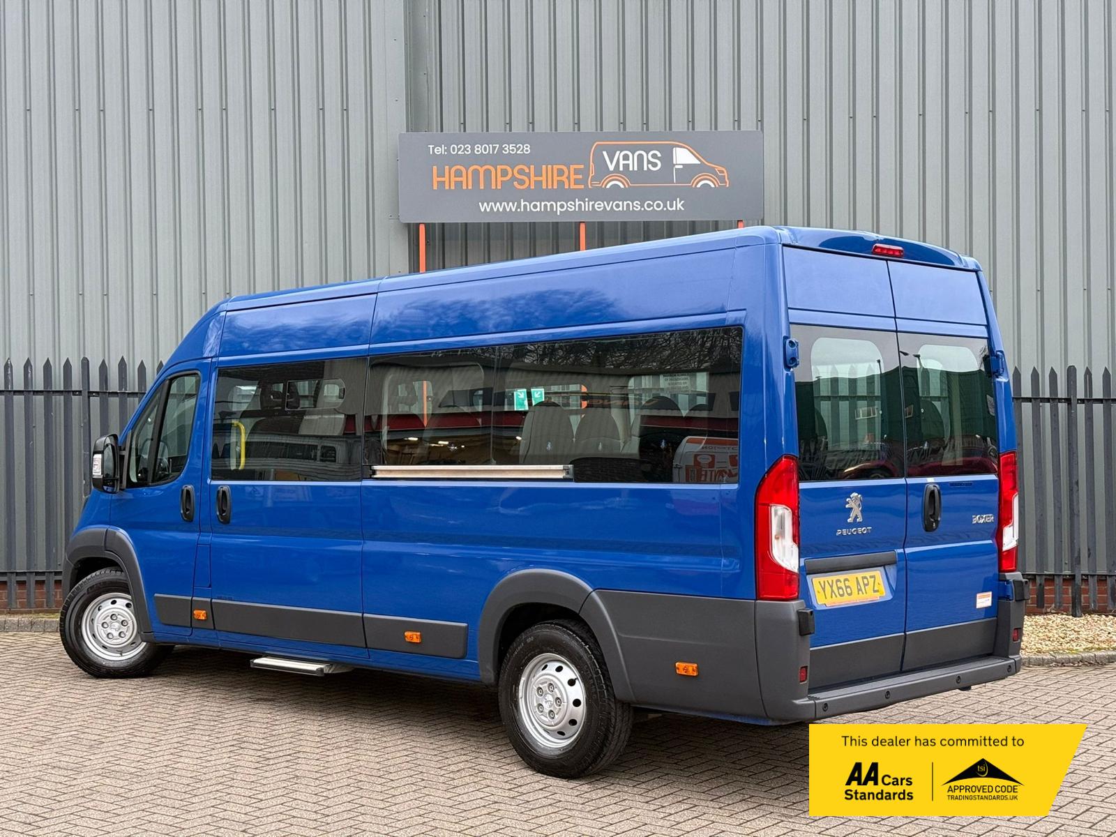 Peugeot Boxer 2.0 BlueHDi 435 Professional Panel Van 5dr Diesel Manual L4 H2 Euro 6 (130 ps)