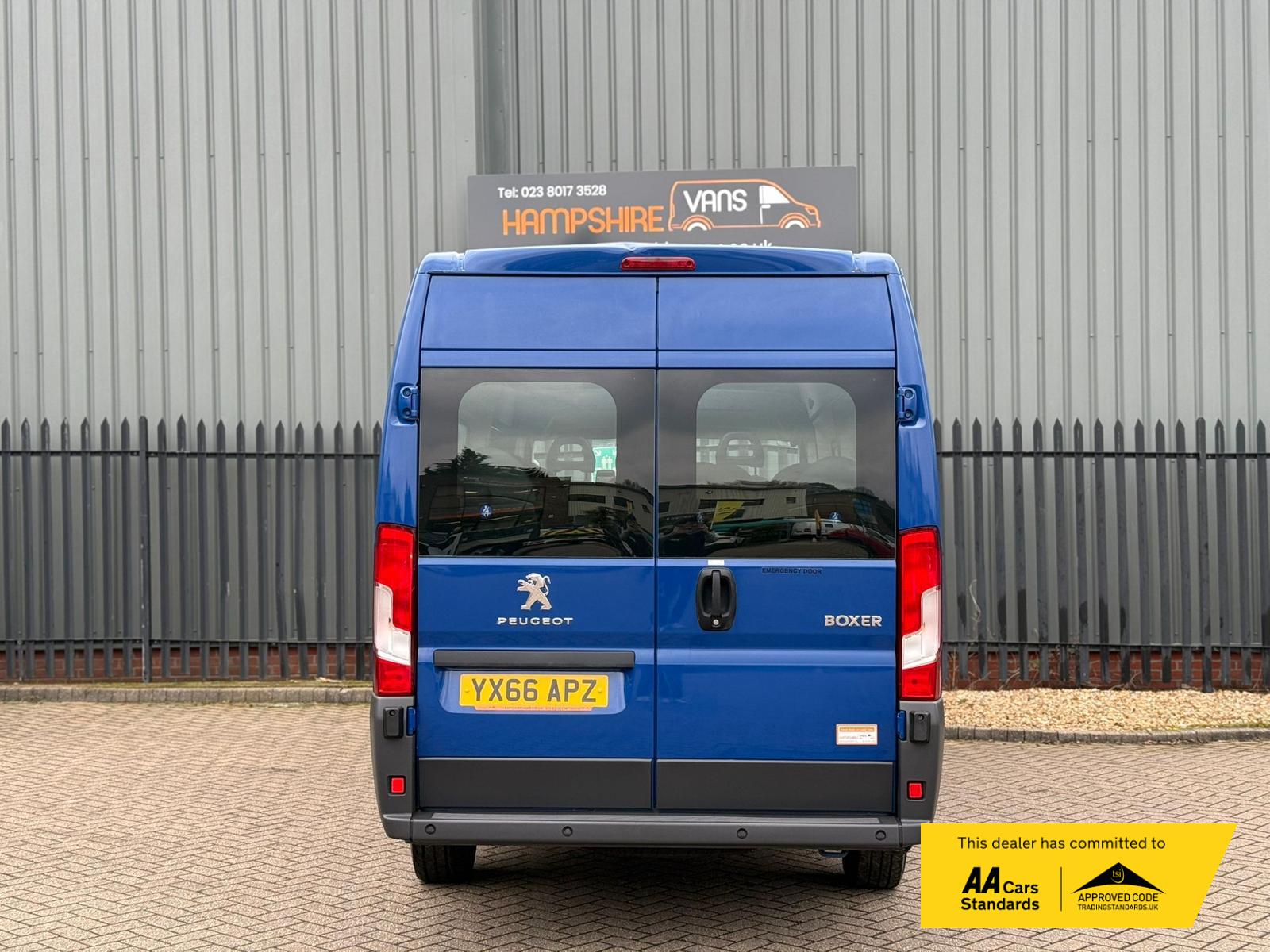 Peugeot Boxer 2.0 BlueHDi 435 Professional Panel Van 5dr Diesel Manual L4 H2 Euro 6 (130 ps)