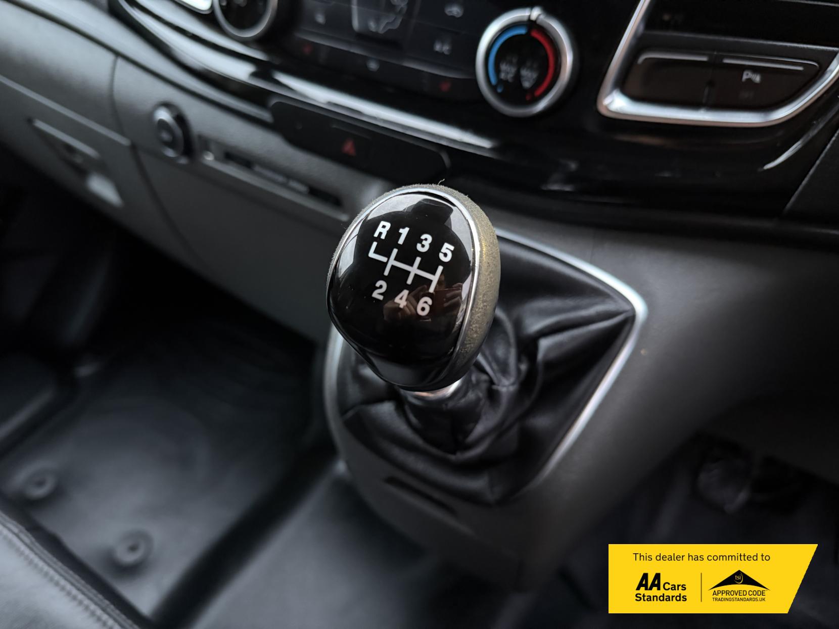 Ford Transit Custom 2.0 290 EcoBlue Sport Panel Van 5dr Diesel Manual L2 H1 Euro 6 (170 ps)