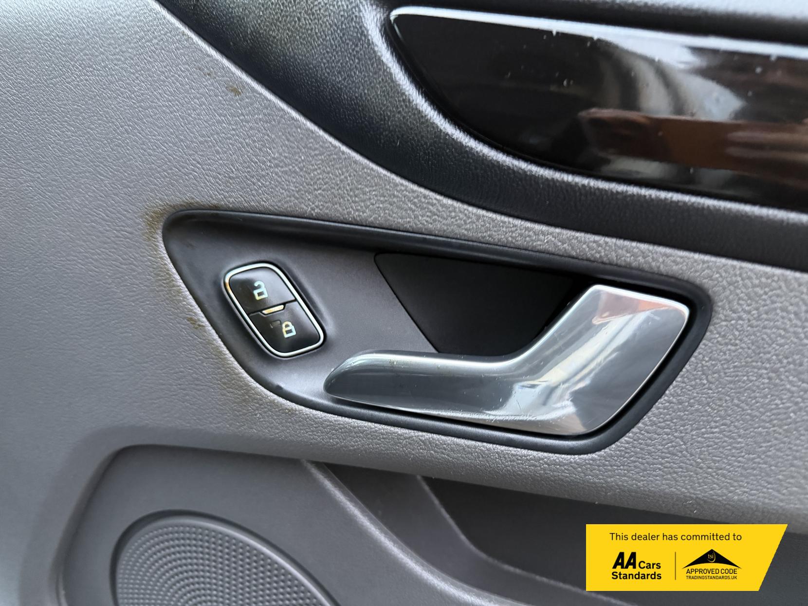 Ford Transit Custom 2.0 290 EcoBlue Sport Panel Van 5dr Diesel Manual L2 H1 Euro 6 (170 ps)