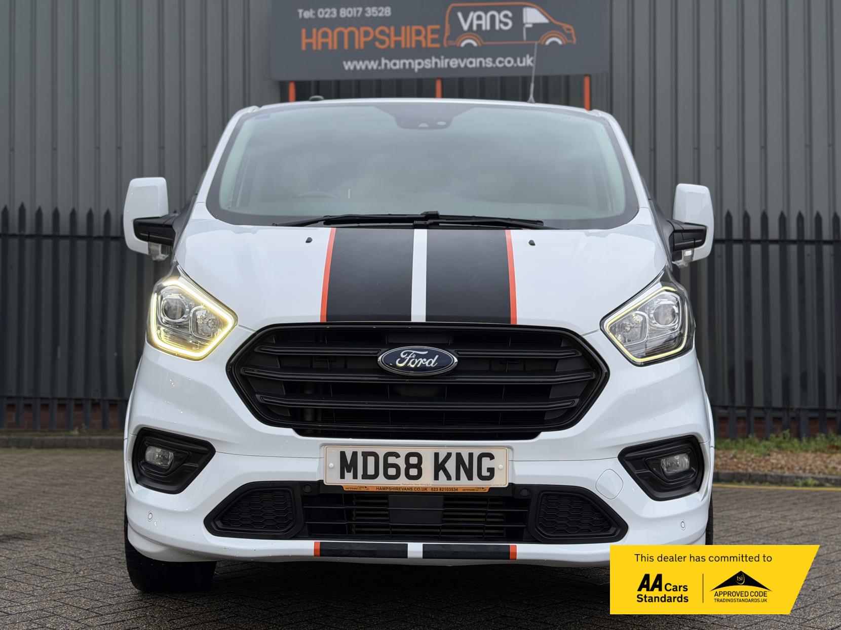 Ford Transit Custom 2.0 290 EcoBlue Sport Panel Van 5dr Diesel Manual L2 H1 Euro 6 (170 ps)