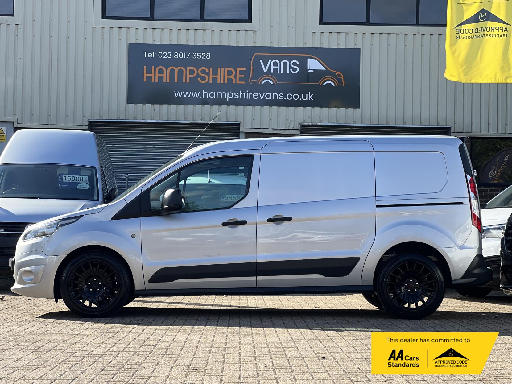 Ford Transit Connect 1.6 TDCi 240 Trend Panel Van 4dr Diesel Manual L2 H1 (128 g/km, 113 bhp)