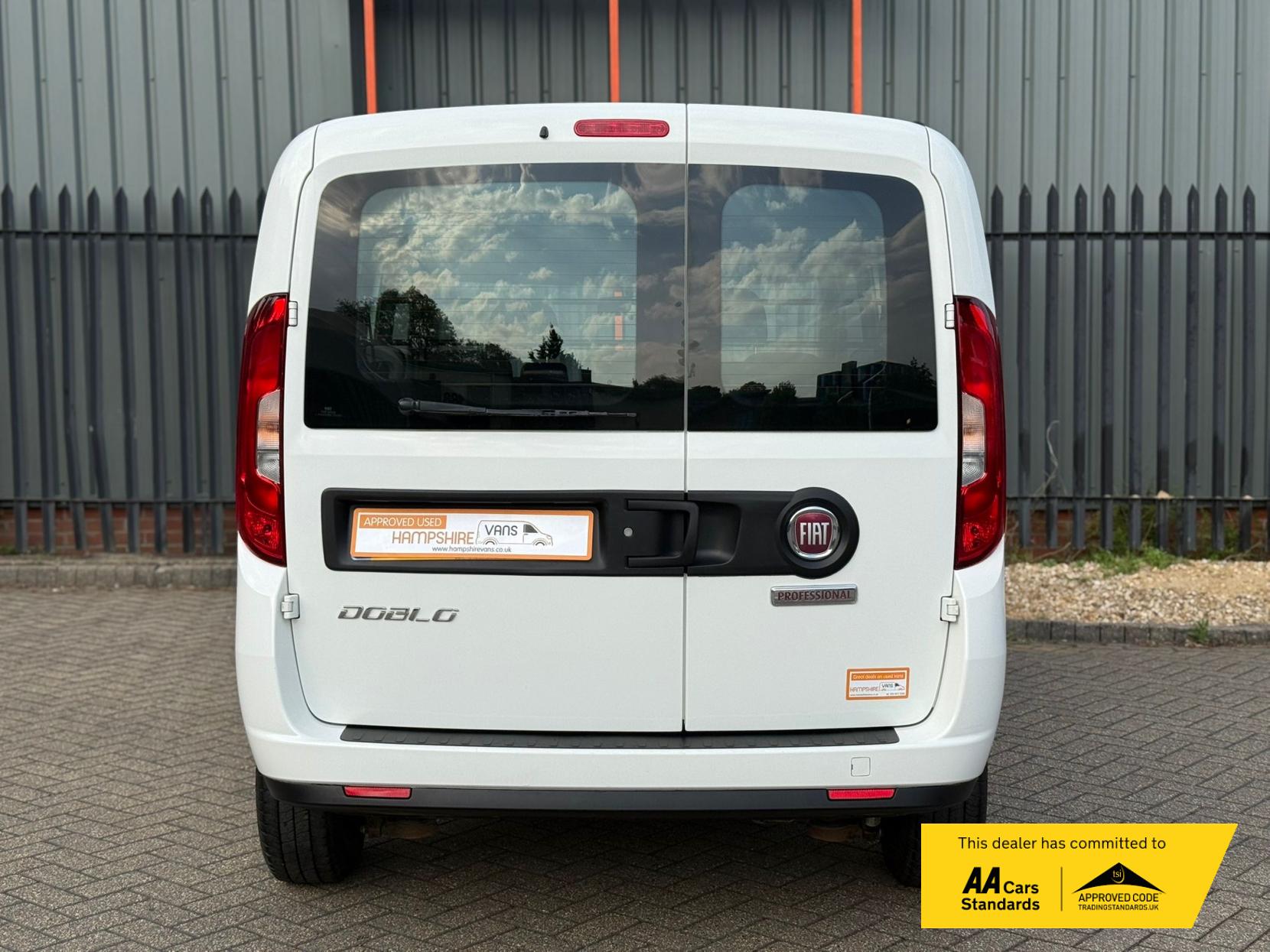 Fiat Doblo 1.3 MultiJetII SX Combi Van Double Cab 6dr Diesel Manual L1 H1 Euro 6 (95 bhp)