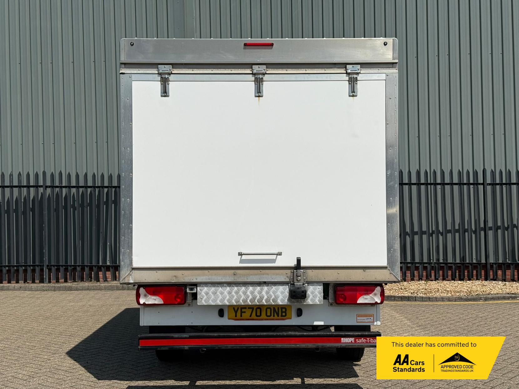 2020 Mercedes-Benz Sprinter 2.1 314 CDi Temperature Controlled 5dr Diesel Manual RWD L3 H2 (210 g/km, 141 bhp) - Thumbnail 8