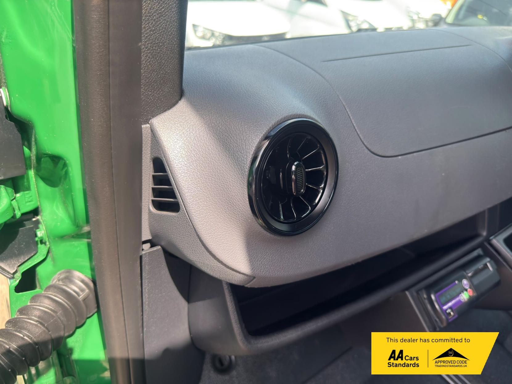 2020 Mercedes-Benz Sprinter 2.1 314 CDi Temperature Controlled 5dr Diesel Manual RWD L3 H2 (210 g/km, 141 bhp) - Thumbnail 30