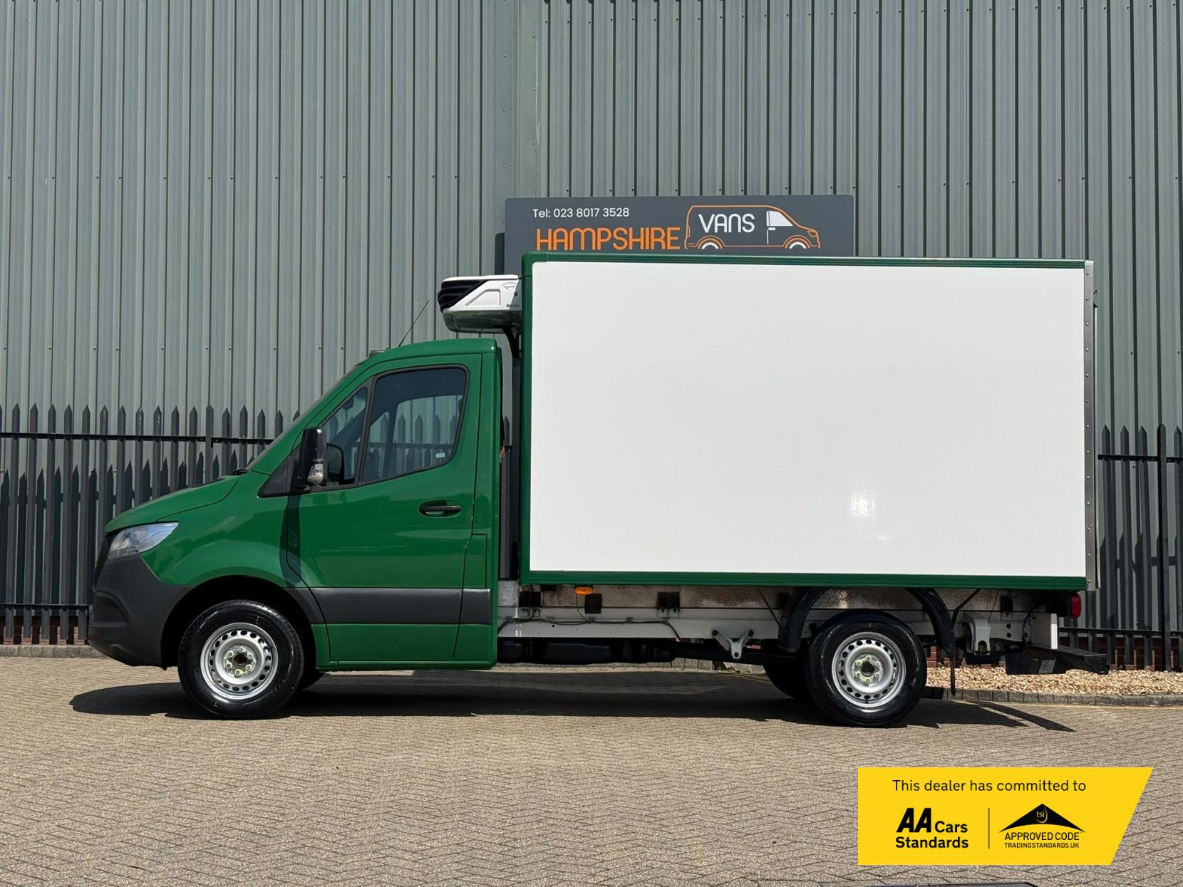 2020 Mercedes-Benz Sprinter 2.1 314 CDi Temperature Controlled 5dr Diesel Manual RWD L3 H2 (210 g/km, 141 bhp) - Thumbnail 5