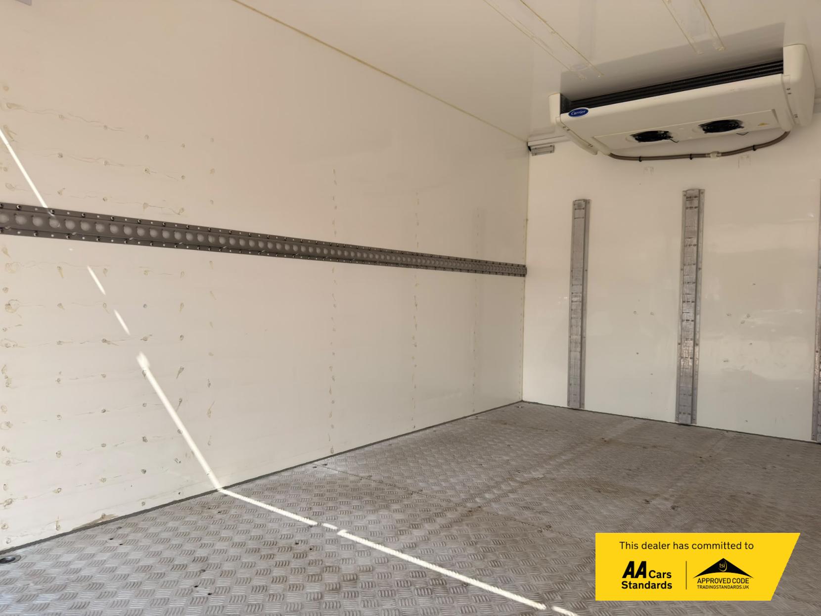 2020 Mercedes-Benz Sprinter 2.1 314 CDi Temperature Controlled 5dr Diesel Manual RWD L3 H2 (210 g/km, 141 bhp) - Thumbnail 9