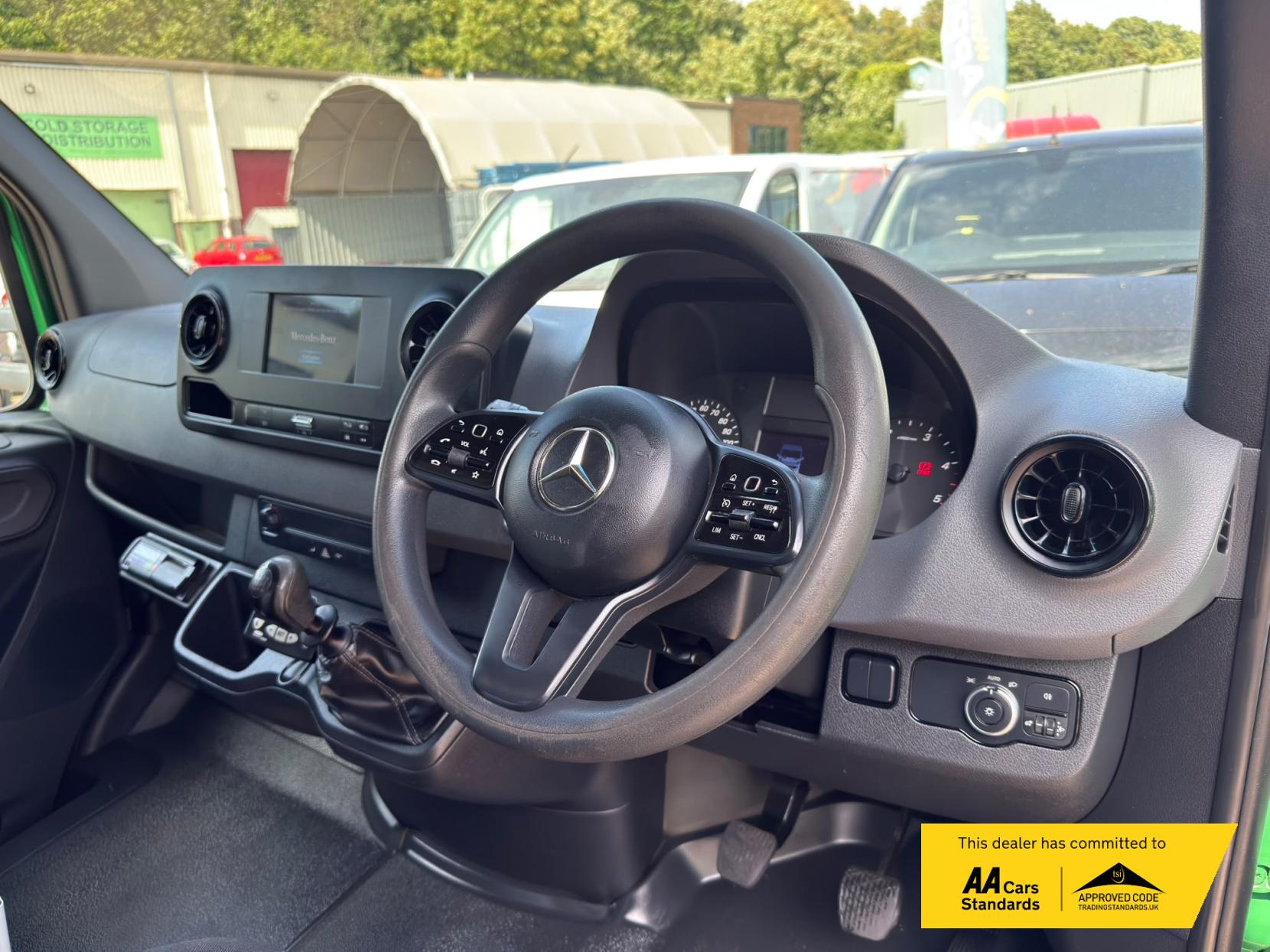 2020 Mercedes-Benz Sprinter 2.1 314 CDi Temperature Controlled 5dr Diesel Manual RWD L3 H2 (210 g/km, 141 bhp) - Thumbnail 57