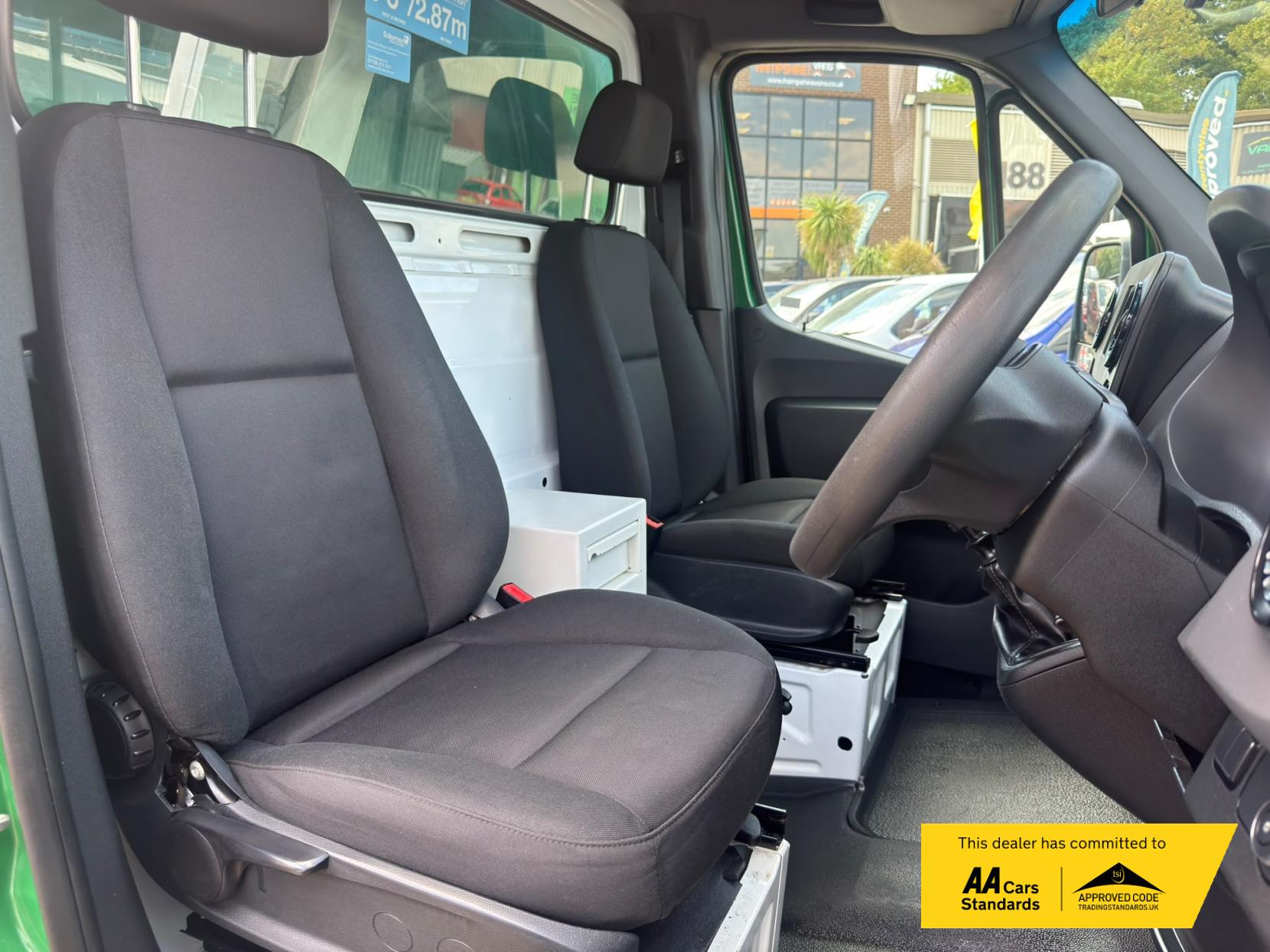 2020 Mercedes-Benz Sprinter 2.1 314 CDi Temperature Controlled 5dr Diesel Manual RWD L3 H2 (210 g/km, 141 bhp) - Thumbnail 18