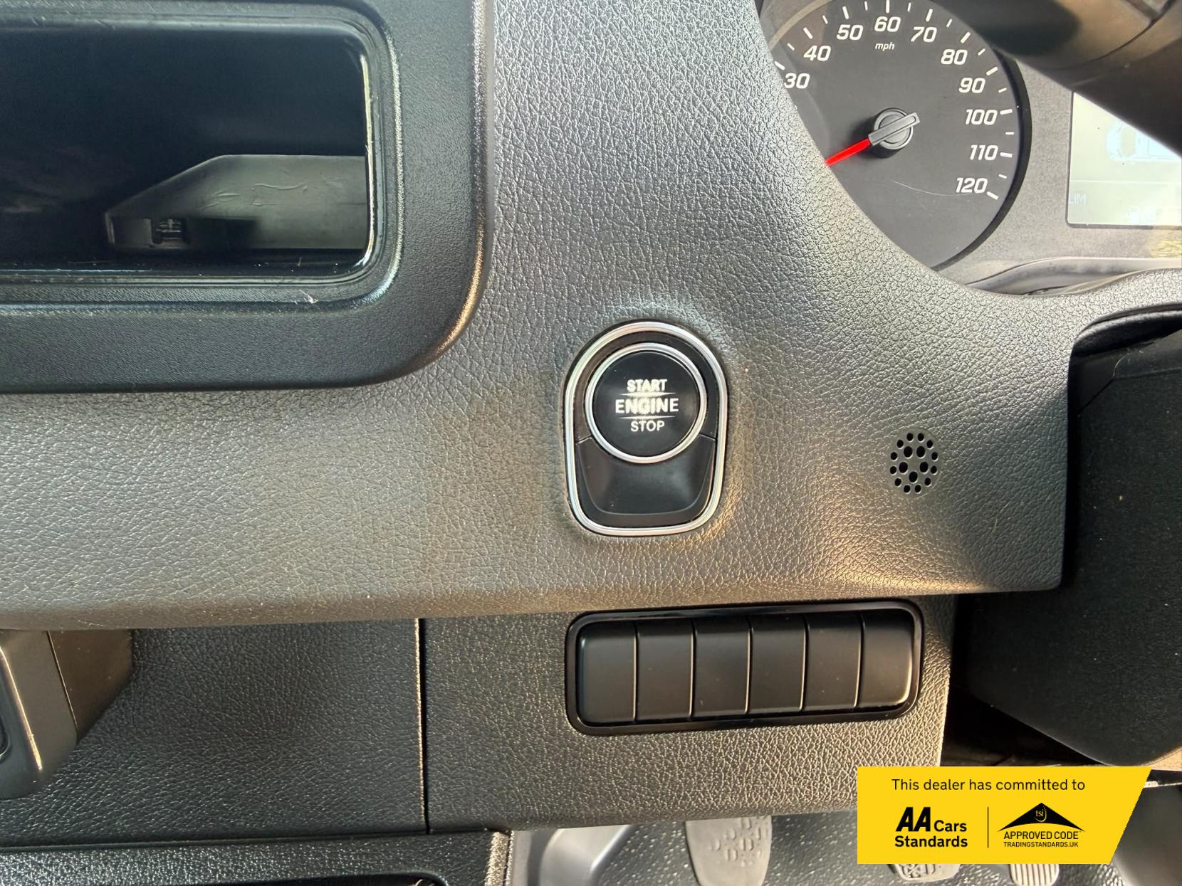 2020 Mercedes-Benz Sprinter 2.1 314 CDi Temperature Controlled 5dr Diesel Manual RWD L3 H2 (210 g/km, 141 bhp) - Thumbnail 55