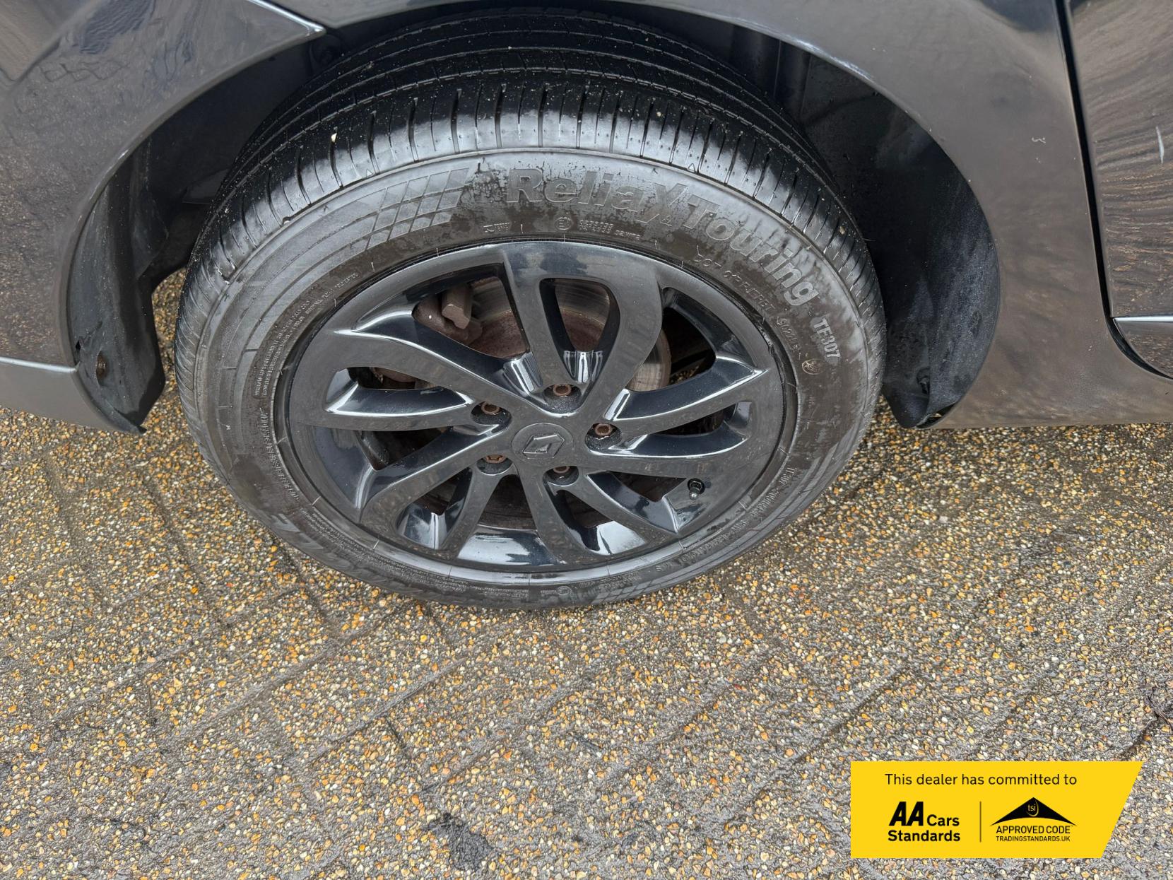 Renault Megane 1.5 dCi ENERGY Dynamique TomTom Sport Tourer 5dr Diesel Manual Euro 5 (s/s) (110 ps)