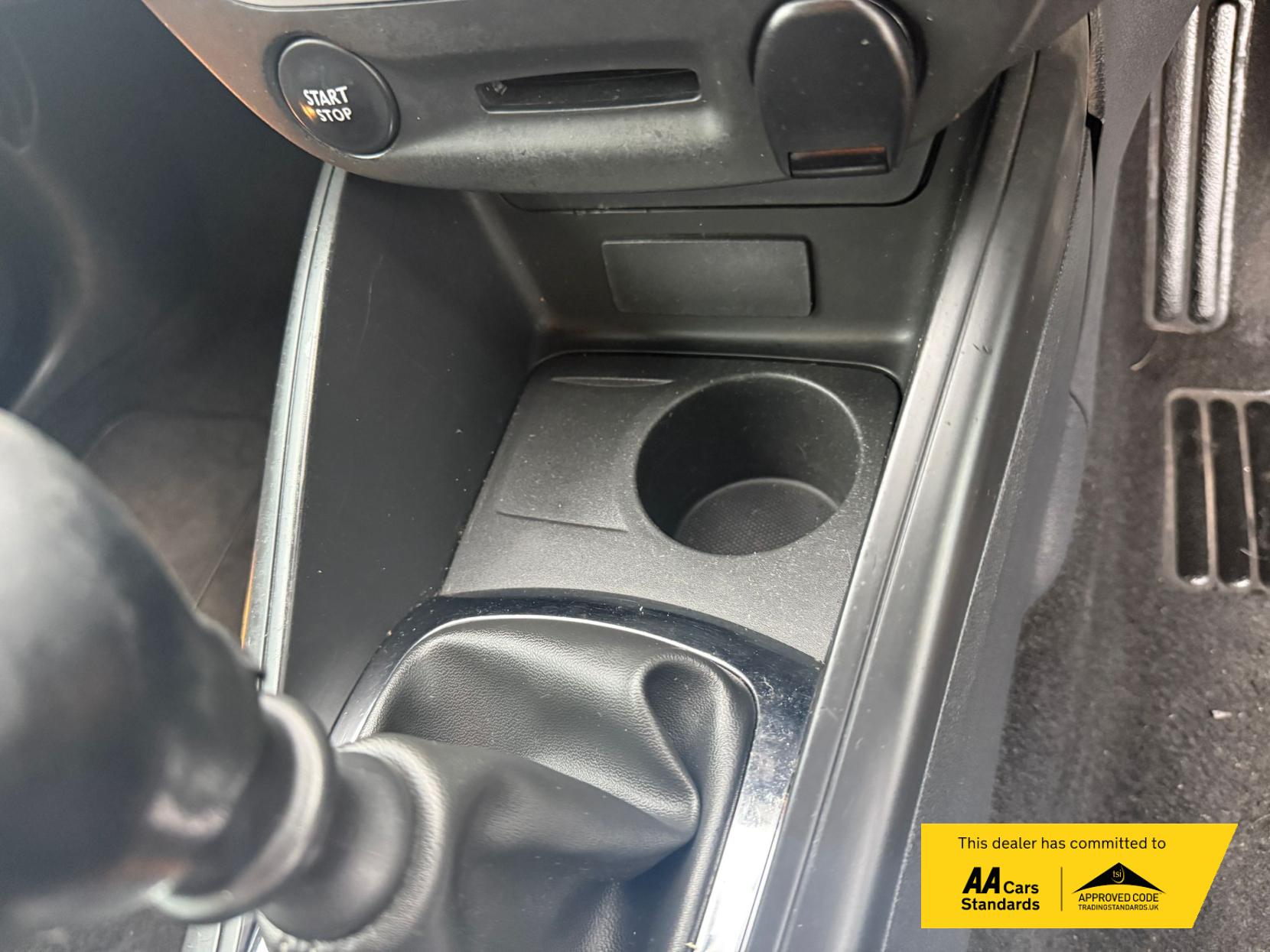 Renault Megane 1.5 dCi ENERGY Dynamique TomTom Sport Tourer 5dr Diesel Manual Euro 5 (s/s) (110 ps)