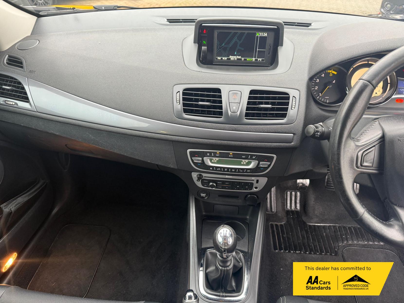 Renault Megane 1.5 dCi ENERGY Dynamique TomTom Sport Tourer 5dr Diesel Manual Euro 5 (s/s) (110 ps)