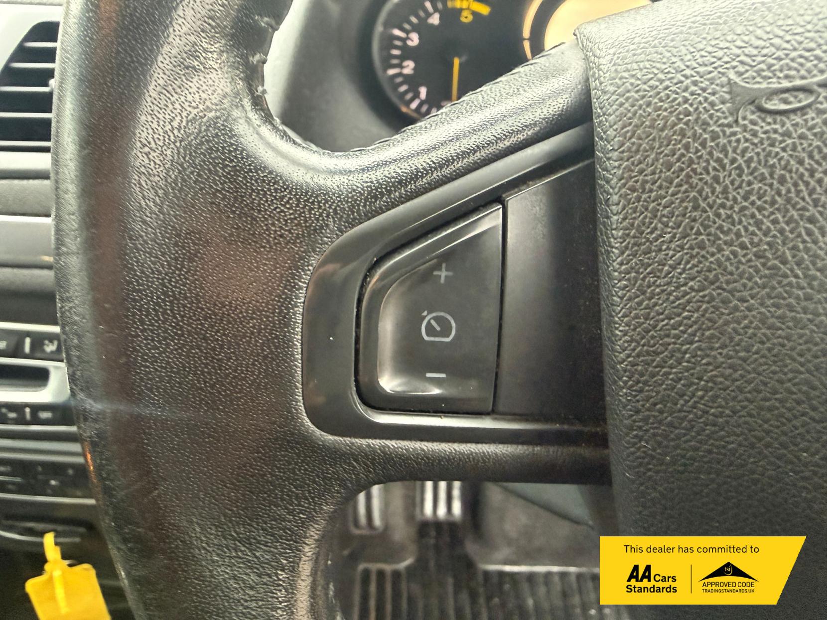 Renault Megane 1.5 dCi ENERGY Dynamique TomTom Sport Tourer 5dr Diesel Manual Euro 5 (s/s) (110 ps)