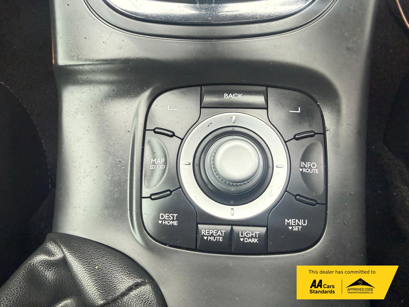 Renault Megane 1.5 dCi ENERGY Dynamique TomTom Sport Tourer 5dr Diesel Manual Euro 5 (s/s) (110 ps)