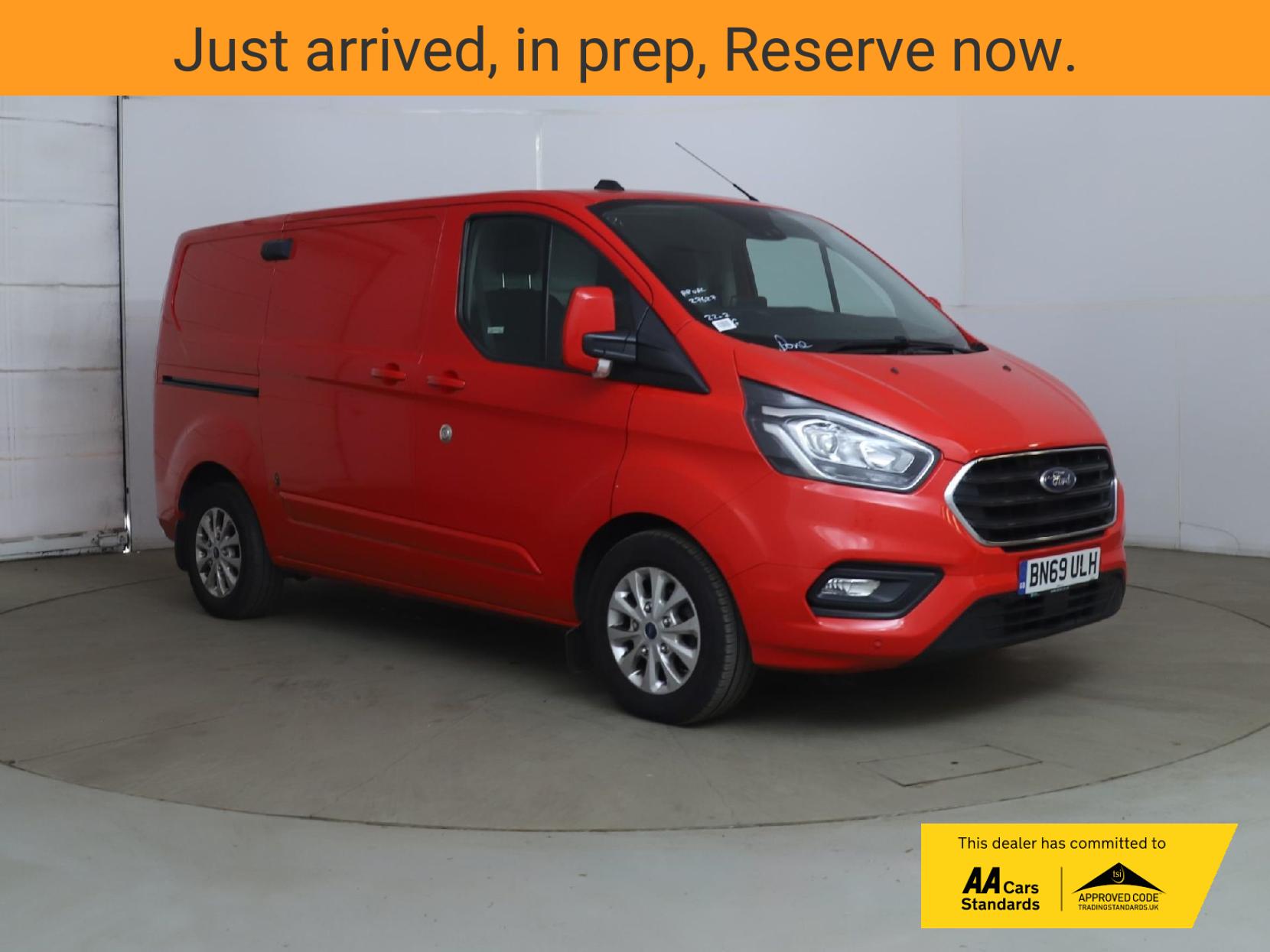 Ford Transit Custom 2.0 300 EcoBlue Limited Panel Van 5dr Diesel Auto L1 H1 Euro 6 (s/s) (130 ps)