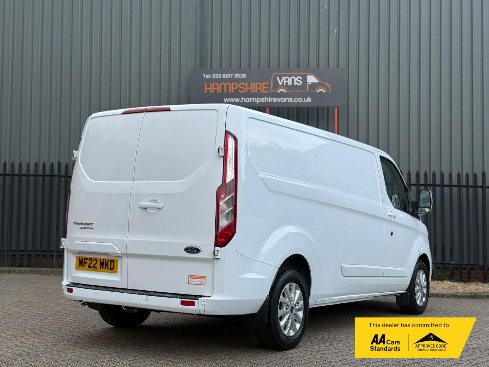 Ford Transit Custom 2.0 300 EcoBlue Limited Panel Van 5dr Diesel Manual L2 H1 Euro 6 (s/s) (130 ps)