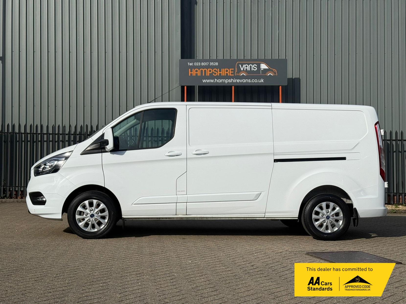 Ford Transit Custom 2.0 300 EcoBlue Limited Panel Van 5dr Diesel Manual L2 H1 Euro 6 (s/s) (130 ps)