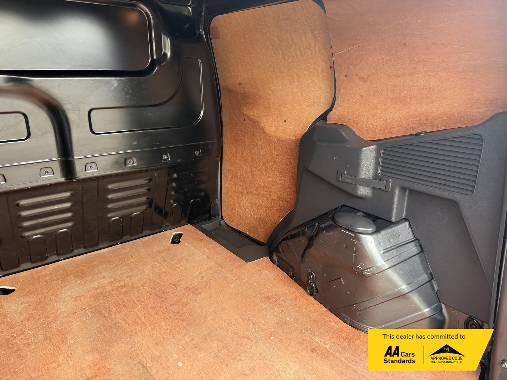 Ford Transit Courier 1.5 TDCi Sport Panel Van 5dr Diesel Manual L1 Euro 6 (100 ps)