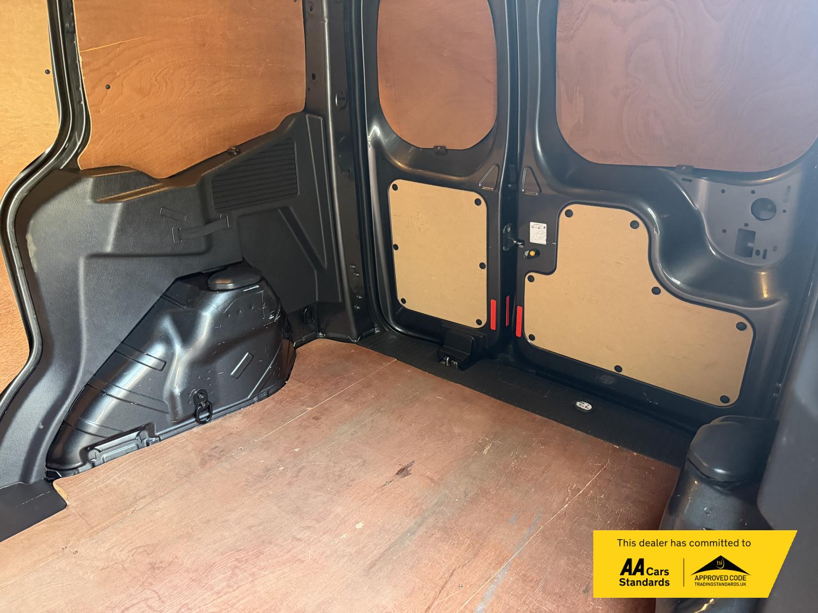 Ford Transit Courier 1.5 TDCi Sport Panel Van 5dr Diesel Manual L1 Euro 6 (100 ps)