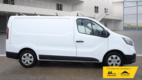 Renault Trafic 2.0 dCi Blue SL28 Business+ Panel Van 5dr Diesel Manual L1 H1 Euro 6 (s/s) (130 ps)