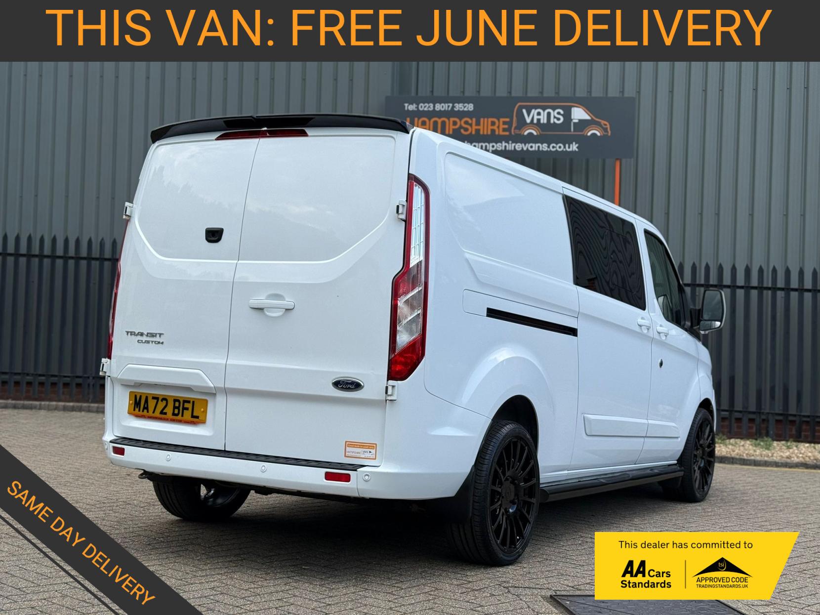 2022 Ford Transit Custom 2.0 300 EcoBlue Limited Crew Van Double Cab 5dr Diesel Manual L2 H1 Euro 6 (s/s) (130 ps) - Thumbnail 3