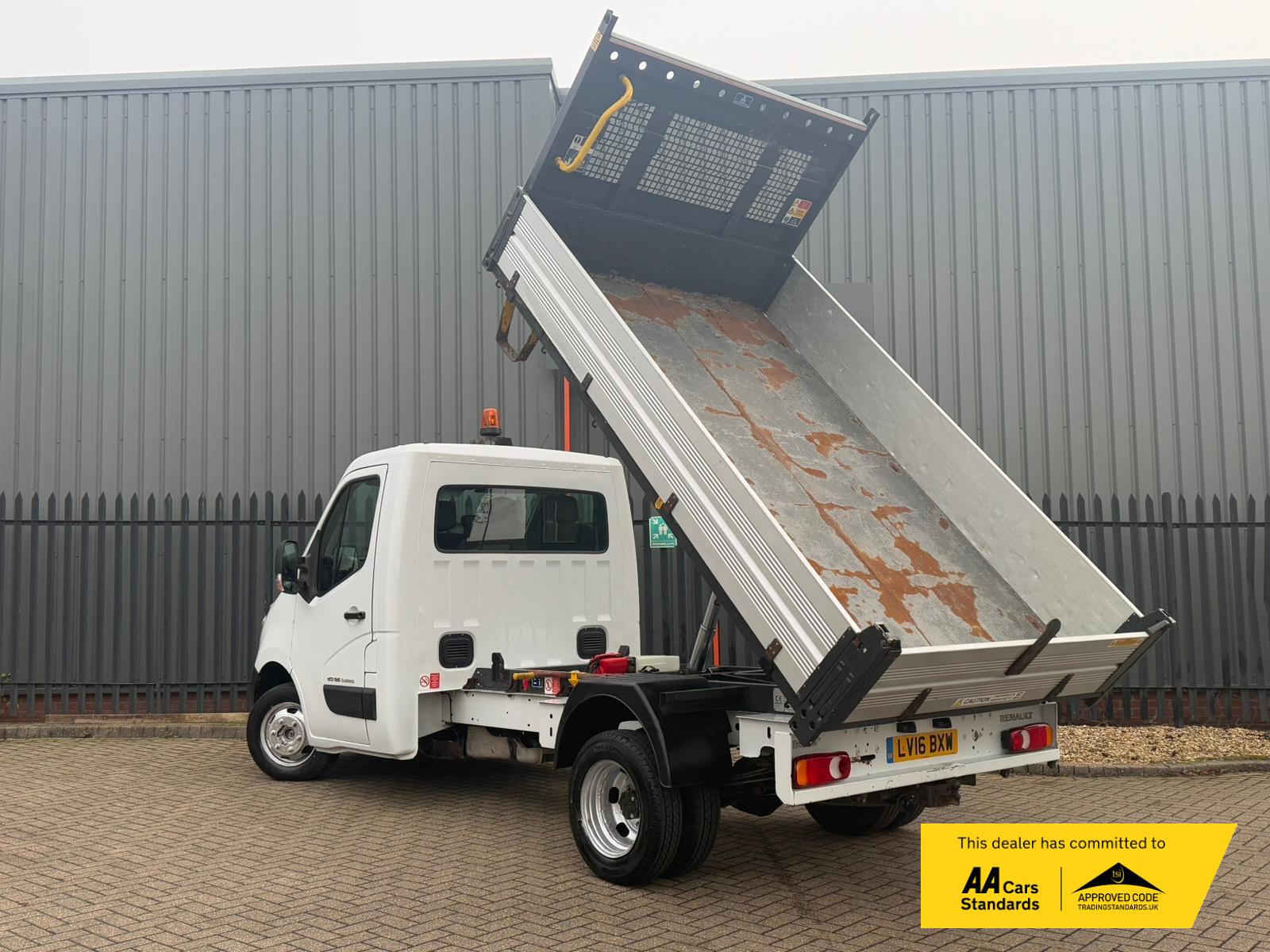 Renault Master 2.3 dCi 35 Business Tipper 2dr Diesel Manual RWD MWB Euro 5 (TRW) (125 ps)