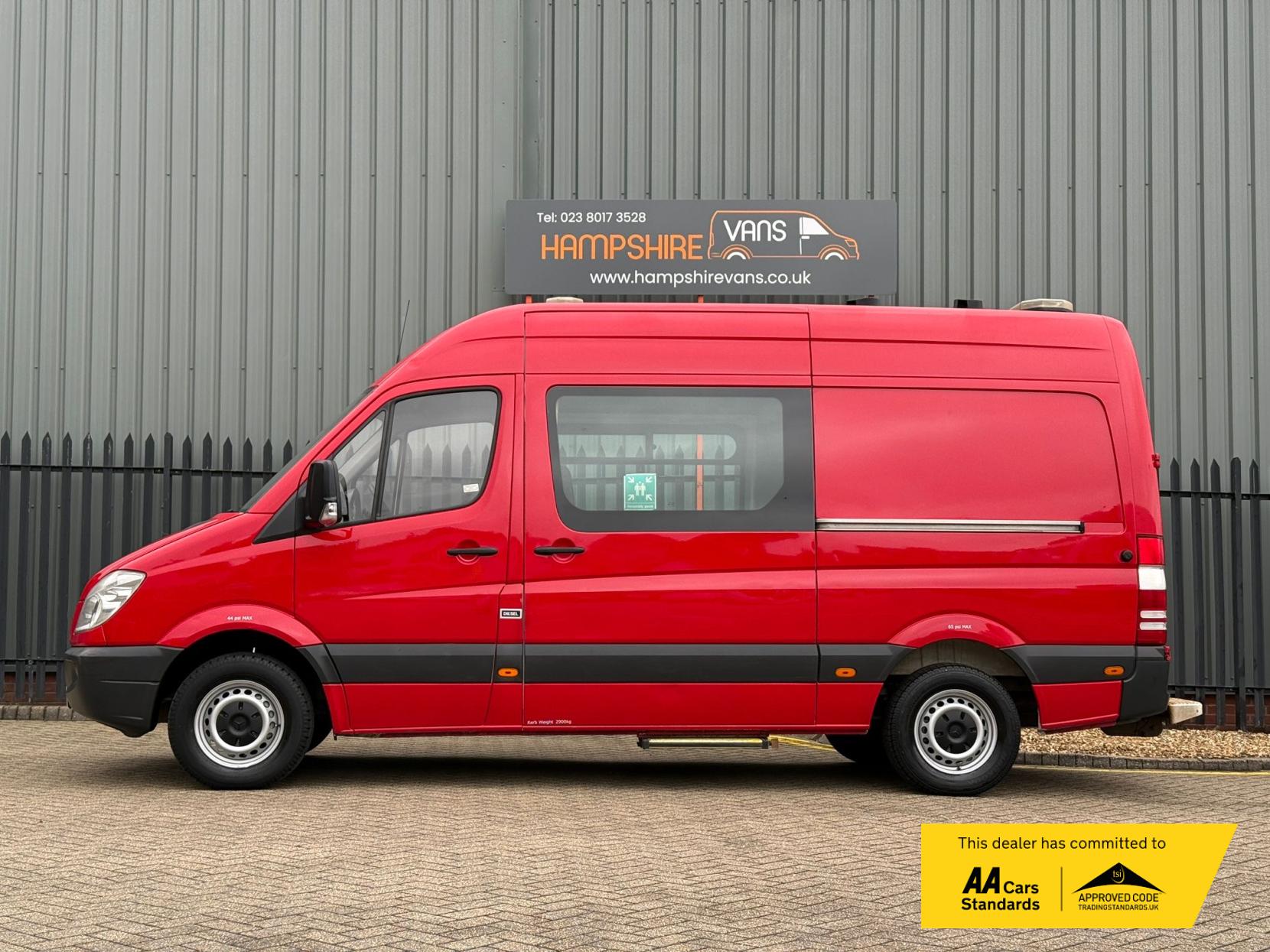 Mercedes-Benz Sprinter 2.1 Window Van (2007 - 2016)